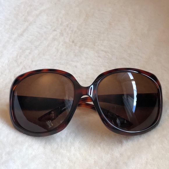 DIOR Classic Sunglasses - Picture 6 of 8